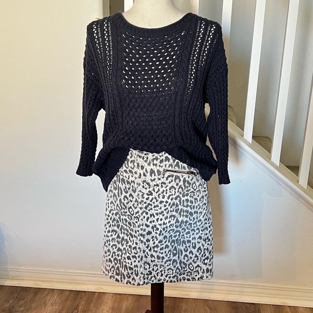 Current/Elliott Leopard Print stretch denim pencil skirt 28’ great condition!